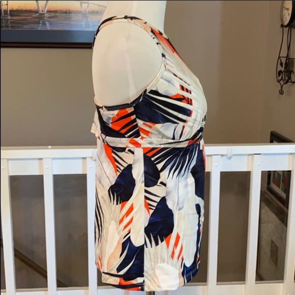 Athleta Tahitian Bra Cup Tankini Top - Picture 3 of 15